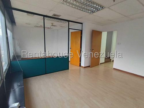 Oficina En Alquiler En Campo Alegre Mls 25-17676 Yf