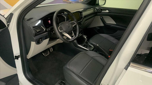 Volkswagen T-Cross 1.4 250 TSI TOTAL FLEX HIGHLINE AUTOMÁTICO