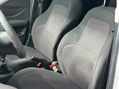 Chevrolet Onix 1.4 Mpfi lt 8v Flex 4p Manual