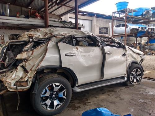Sucata Toyota Hilux Sw4 2.8 Diesel 2019 Diamond