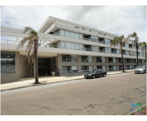 Apartamento Nuevo En Alquiler, A Metros Del Puerto.