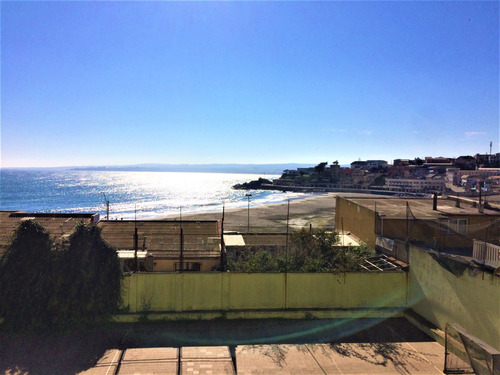 Sin Comision, Gran Vista Y Terreno Frente A Playa Chica
