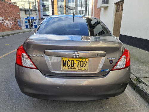 Nissan Versa Advance 1.6 At Fe