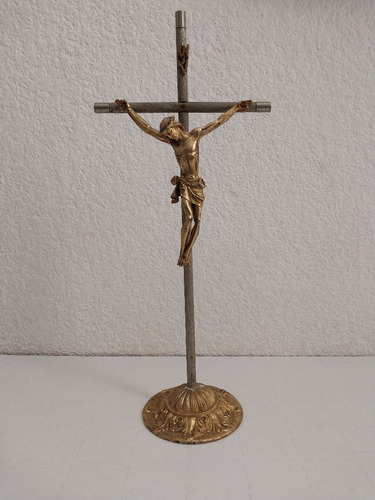 Antiguo Cristo Crucifijo Cruz De Pie Arte Sacro. 