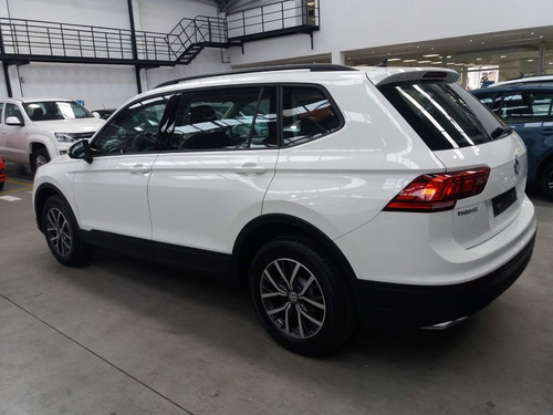 Volkswagen Tiguan Allspace 1.4 Tsi Trendline 2021 Sg #a1
