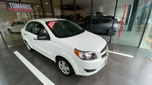 Imagen 2 de 13 de Chevrolet Aveo 2018 1.5 Ls Mt