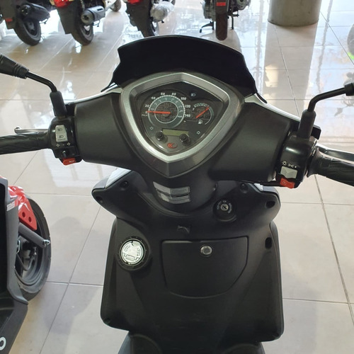 Imagen 13 de 15 de Kymco Agility 200i 16+ 0km 2022 Marrocchi Rosario