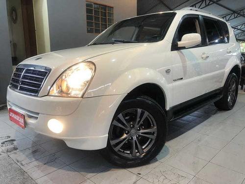 Imagem 2 de 15 de Ssangyong Rexton Ii 270 4x4 Xdi 2.7 4p 2010