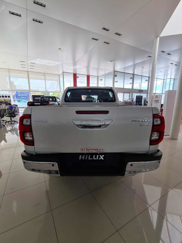 Toyota Hilux 2021 2.8 Cd Srv 177cv 4x4 At