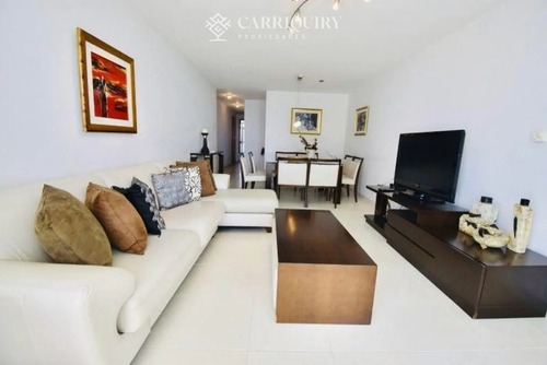Apartamento En Alquiler Temporario Playa Mansa 2 Dormitorios Seasons Tower