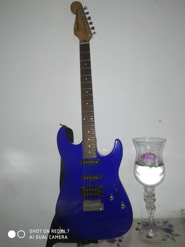 Guitarra Fender Squier Showmaster Y Amplificador