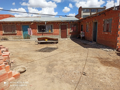 Imagen 6 de 7 de Casa En Venta 6 Cuártos Muy Bien Ubicada