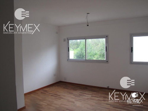 Casa - Dúplex- Departamentos - Los Hornos - La Plata