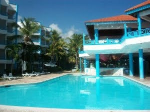 Hotel Resorts. En Barahona. Amueblado Completamente.