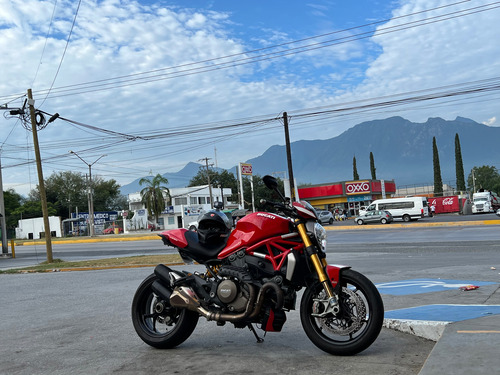 Ducati Monster 1200 S Stripe