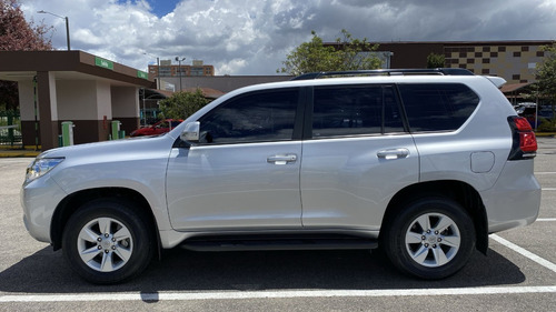 Imagen 4 de 25 de Toyota Prado