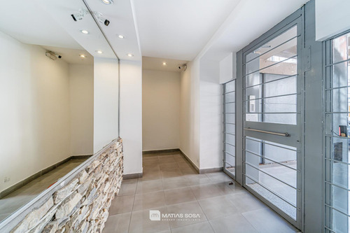 Venta - Departamento - 2 Ambientes - Balcón Terraza - Centro