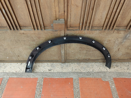 Borde De Rueda Trasera Derecho Ford Explorer 11/19 Original.