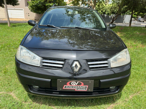 Renault Megane 1.6 DYNAMIQUE GRAND TOUR 16V FLEX 4P MANUAL
