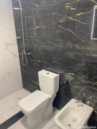 Venta Monoambiente Con Amplia Terraza A Estrenar En Malvín Sobre Av Italia