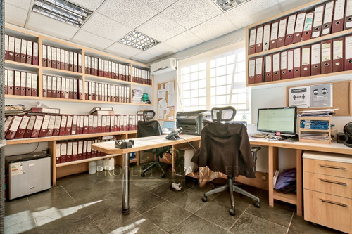 Espectacular Casa Comercial En El Golf ( Uf/m2 90)