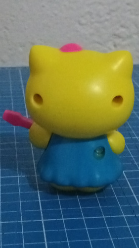 1976 2013 Sanrio Hello Kitty Guitarrista Mcdonald's (Usado)