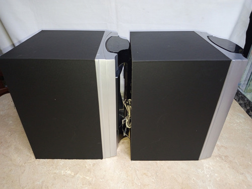 Módular Subwoofers Sony Genezi Gnx880 Funcionando Al 100 Negro 250 W (Usado)
