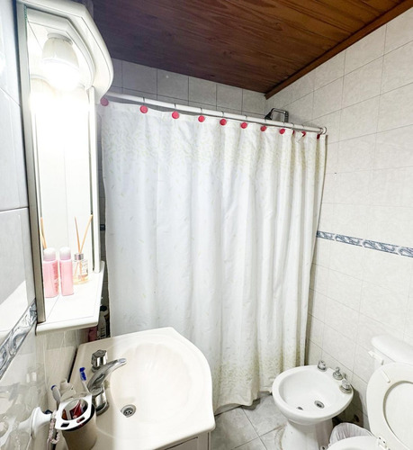 Venta Casa 5 Ambientes + 2 Locales Hurlingham