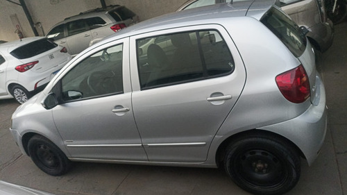 Volkswagen Fox 1.6 Vht I-motion Total Flex 5p