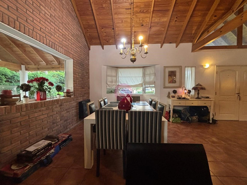 Casa En Alquiler En Acacias Blancas, Maquinista F. Savio, Escobar