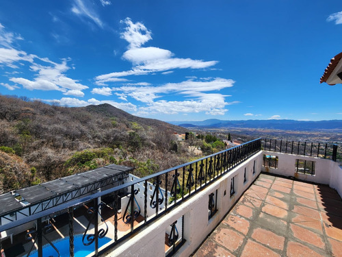 Venta Casa Nochebuena Con Alberca Climatizada Y Vistas Expectaculares En Todos Sus Espacios Con Todos Los Servicios Dentro De Fracc Rancho San Diego Ixtapan De La Sal Edomex