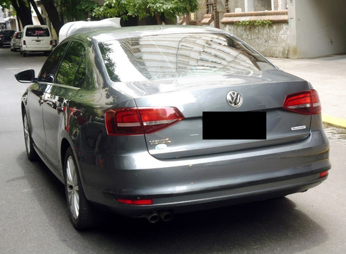 Imagen 17 de 25 de Volkswagen Vento 1.4 Highline Aut