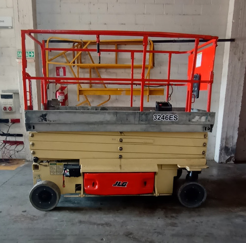 Venta Plataforma Eléctrica Tijera JLG Altura 12 Mts.
