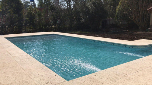 Casa En Venta - 4 Dormitorios 2 Baños - Cochera - 2.038mts2 - Tortuguitas