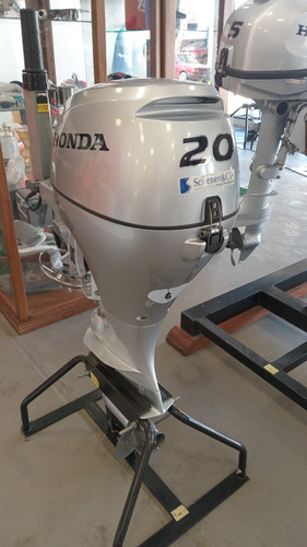 Motor Fuera De Borda Honda 20hp Eje Corto 4t 0hs 2025