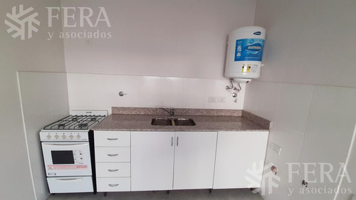 Imagen 6 de 23 de Venta De Departamento De 2 Ambientes Con Patio En Wilde (28030)
