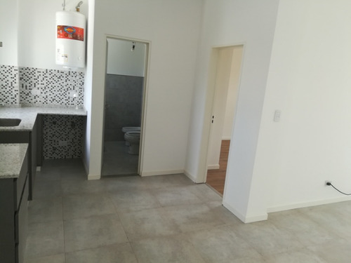 Imagen 2 de 6 de Departamento En Venta En Ramos Mejia Sur