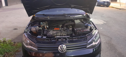Volkswagen Voyage 1.6 Trenline 101cv
