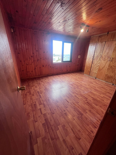Casa Bien Ubicada Y Urbanizada En Pichilemu (87828)