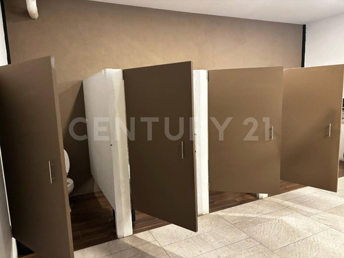 Renta De Local Comercial Gran Plaza Calera