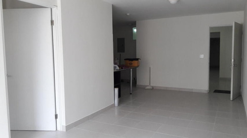 Imagen 3 de 12 de Venta De Apartamento En Green Park, Condado Del Rey 17-6800