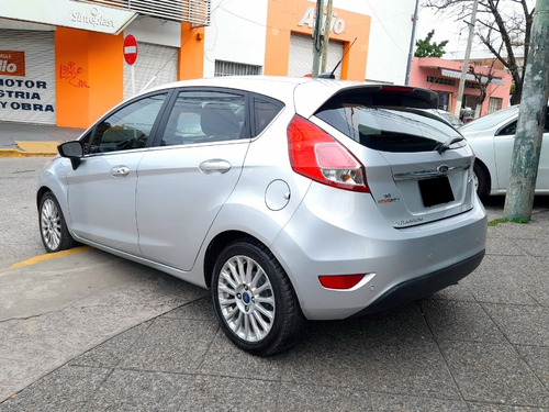 Ford Fiesta Kinetic Design 1.6 Titanium Powershift 120cv