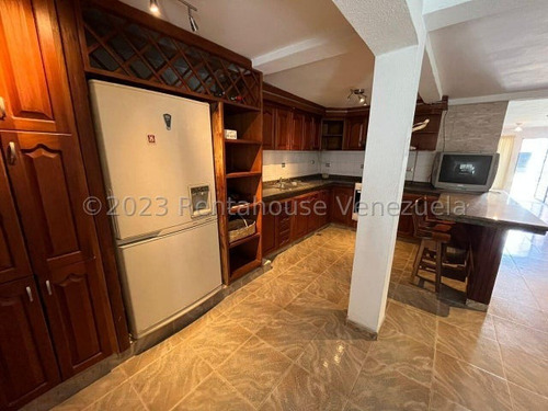 Edgar Centeno, Profesional Inmobiliario, Vende Townhouse, Altos De La Esmeralda, #23-26227