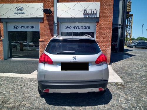 Peugeot 2008 Feline At, Gris P, 2018, 12000kms