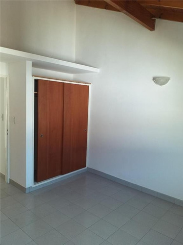 Imagen 8 de 12 de Casas Duplex - Venta