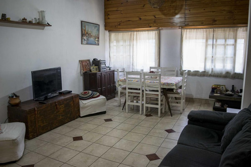 Imagen 5 de 15 de Ph En Venta 4 Ambientes Munro