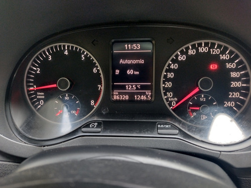 Imagen 13 de 13 de Volkswagen Suran 2014 1.6 Comfortline 101cv