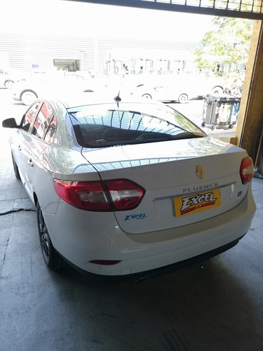 Imagen 3 de 11 de Renault Fluence 2016 2.0 Ph2 Privilege143cv G.n.c
