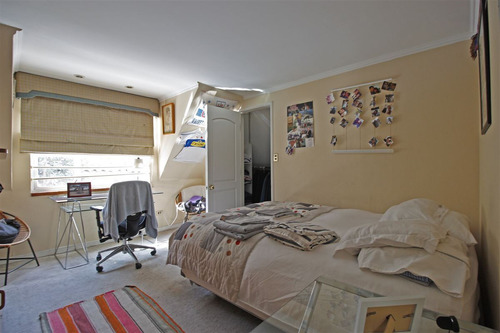Casa En Venta De 7 Dorm. En Lo Barnechea