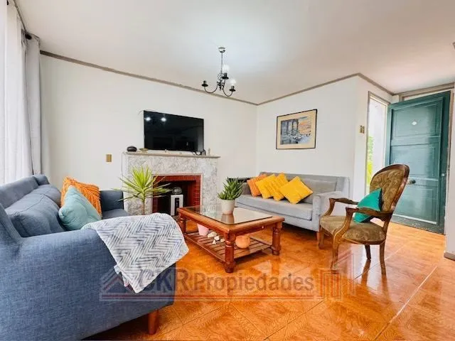 Imagen 4 de 16 de Casa En Venta De 4 Dorm. En Macul